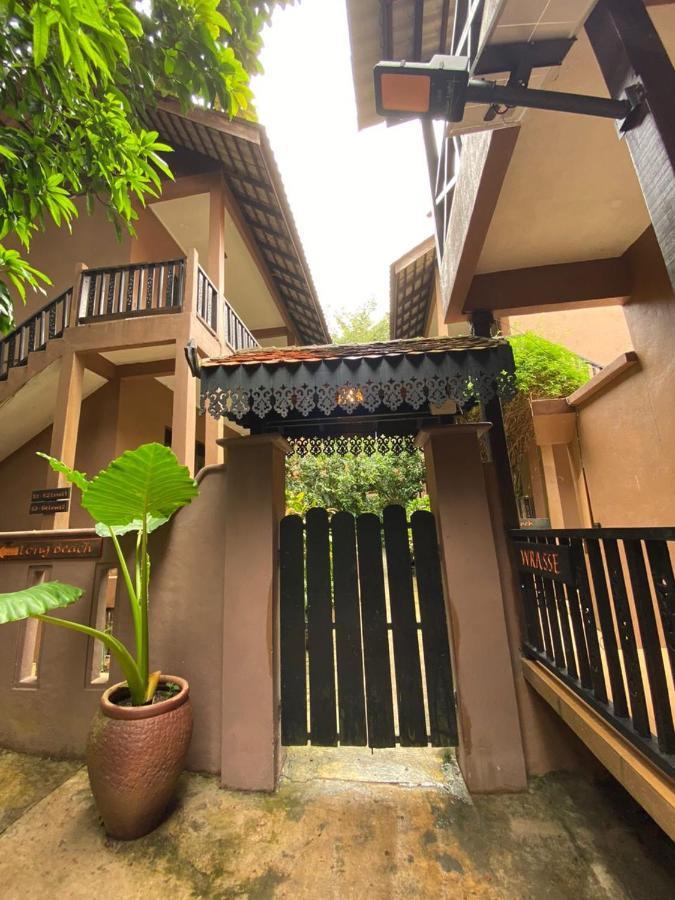 Ombak Dive Resort Perhentian Island Pulau Perhentian Kecil Exteriör bild