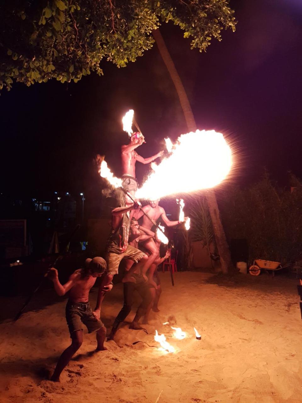 Ombak Dive Resort Perhentian Island Pulau Perhentian Kecil Exteriör bild